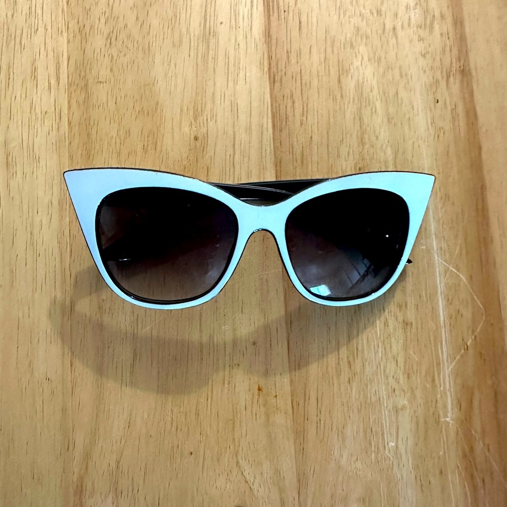 Black and White Cat Eye Sunglasses